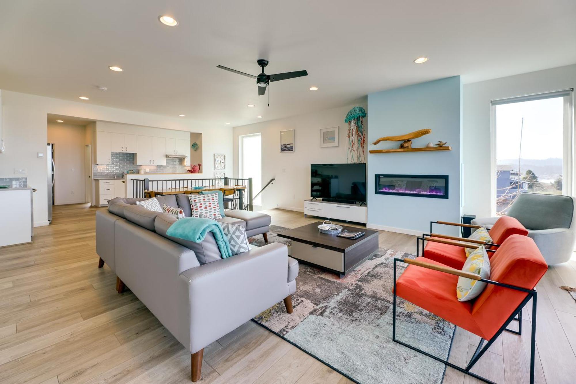 Scenic Depoe Bay Townhome With Deck Less Than 1 Mi To Parks! Экстерьер фото